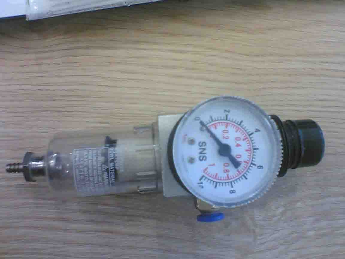 Đồng hồ đo áp khí